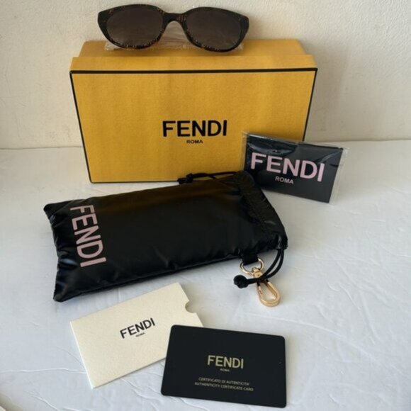 Fendi Designer Cat Eye Sunglasses Brown Gold W Pouch & Box 54mm - Picture 15 of 16